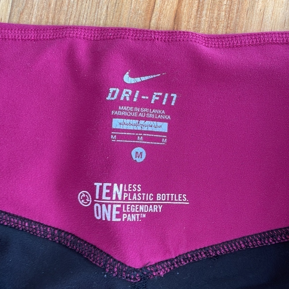 Nike dri-fit capris - Picture 3 of 4